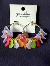 Load image into Gallery viewer, Abstract Leaf Hoop Earrings