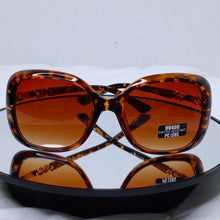 Load image into Gallery viewer, Fashion Sunglasses