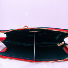 Load image into Gallery viewer, Fashion Faux Leather "Fashionista" Tote Bag 2