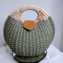 Load image into Gallery viewer, Rattan Shell Handbag
