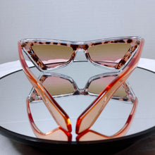 Load image into Gallery viewer, Diva Eye Sunglasses
