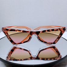 Load image into Gallery viewer, Diva Eye Sunglasses
