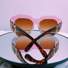 Load image into Gallery viewer, Square Sunglasses
