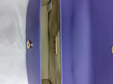 Load image into Gallery viewer, Solid Clutch W/Ruched Handle - Live #16
