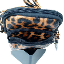 Load image into Gallery viewer, Faux Leather Cellphone Messenger Bag
