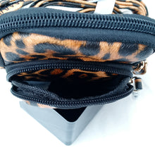Load image into Gallery viewer, Faux Leather Cellphone Messenger Bag
