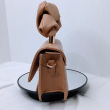 Load image into Gallery viewer, Solid Clutch W/Ruched Handle - Live #16
