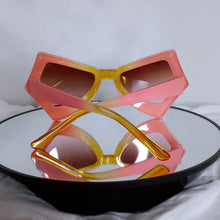Load image into Gallery viewer, Unique Butterfly Design Sunglasses
