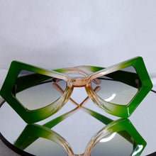 Load image into Gallery viewer, Unique Butterfly Design Sunglasses
