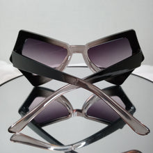 Load image into Gallery viewer, Unique Butterfly Design Sunglasses
